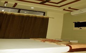 Hotel Vinayak Residency